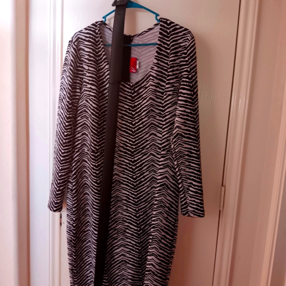 Trouble Maker Wiggle by Vixen  NWOT